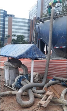 Lvpo centrifugo com mangote.jpg